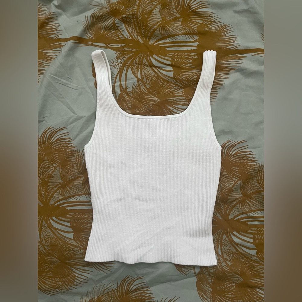 Babaton sculpt square neck tank 2xs